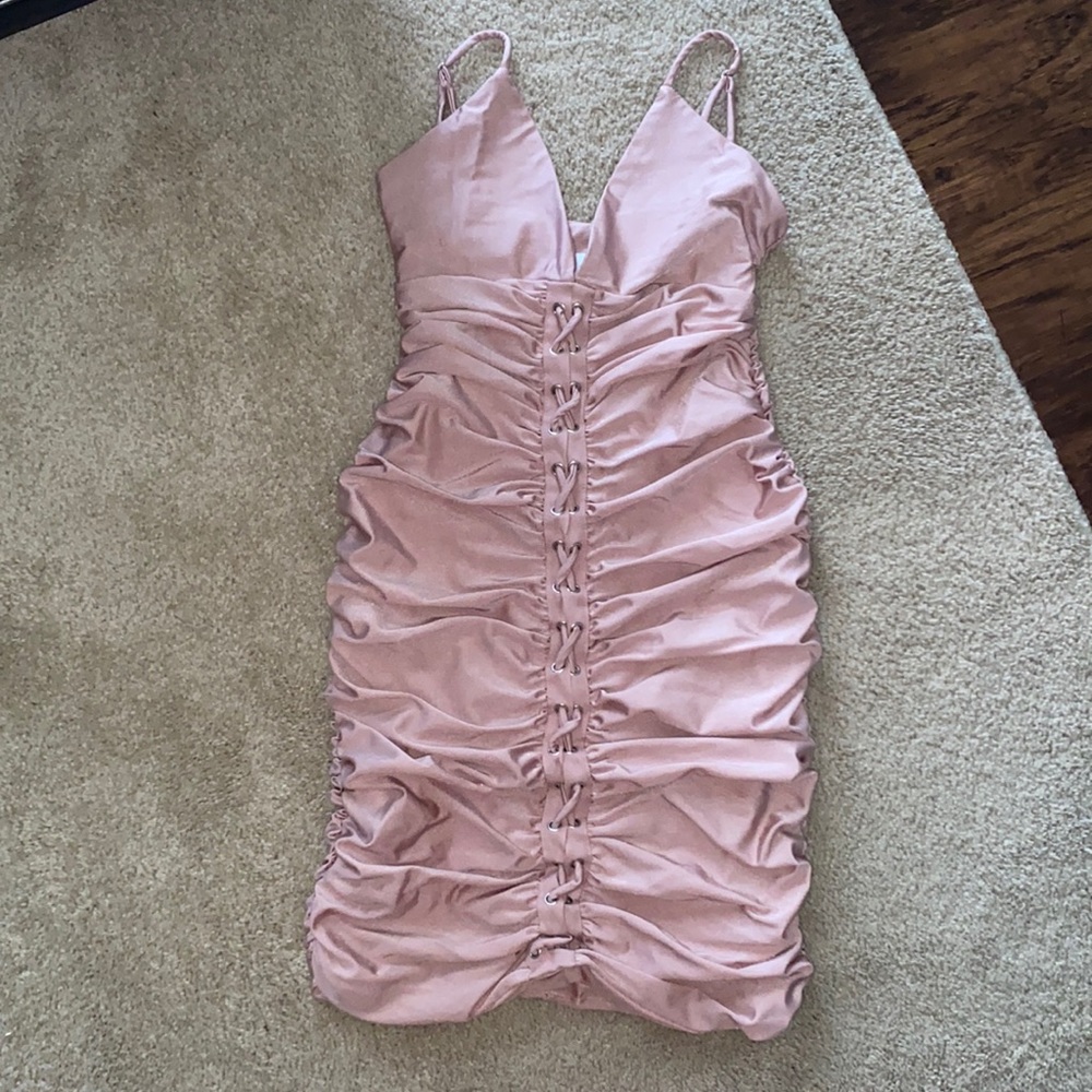 Woman’s blush pink Tiger Mist Dress Size S